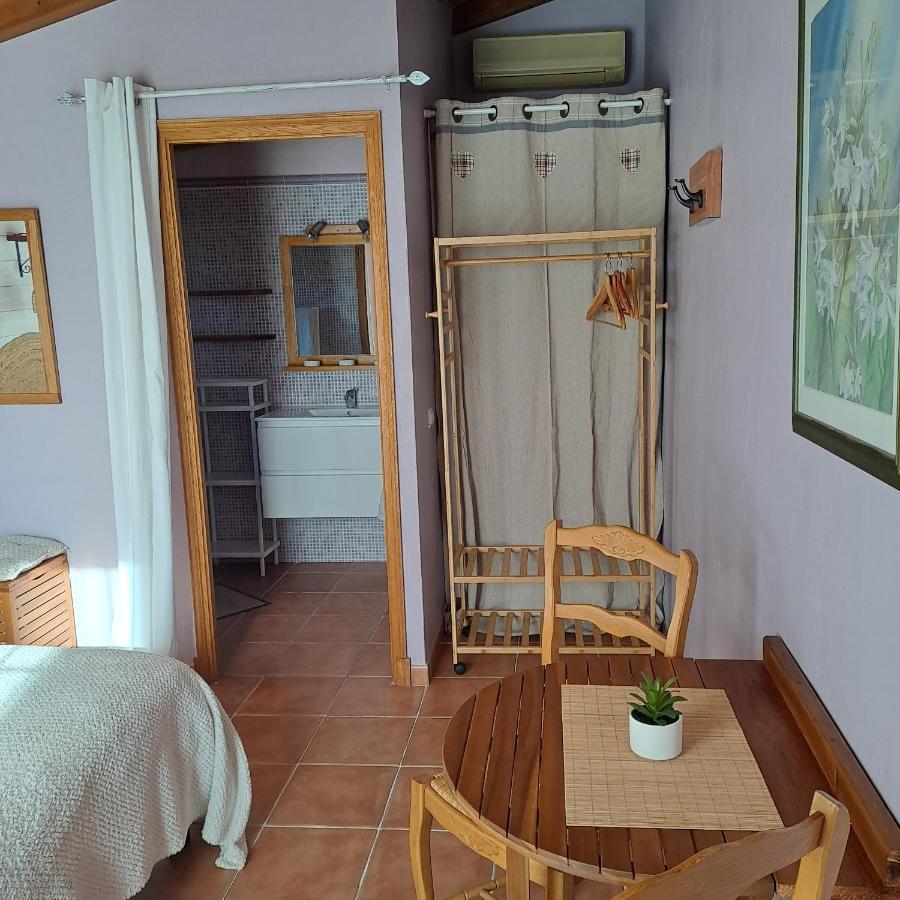 La Chambre De L'Auxineill Castelnou Exteriör bild